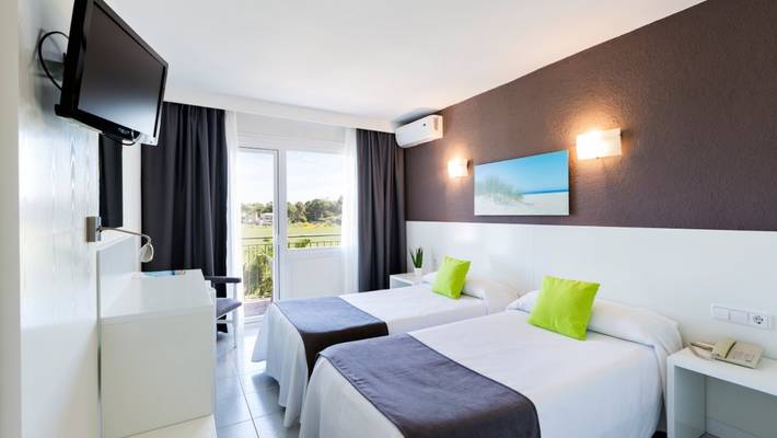 Double room for single use Don Miguel playa Hotel Palma